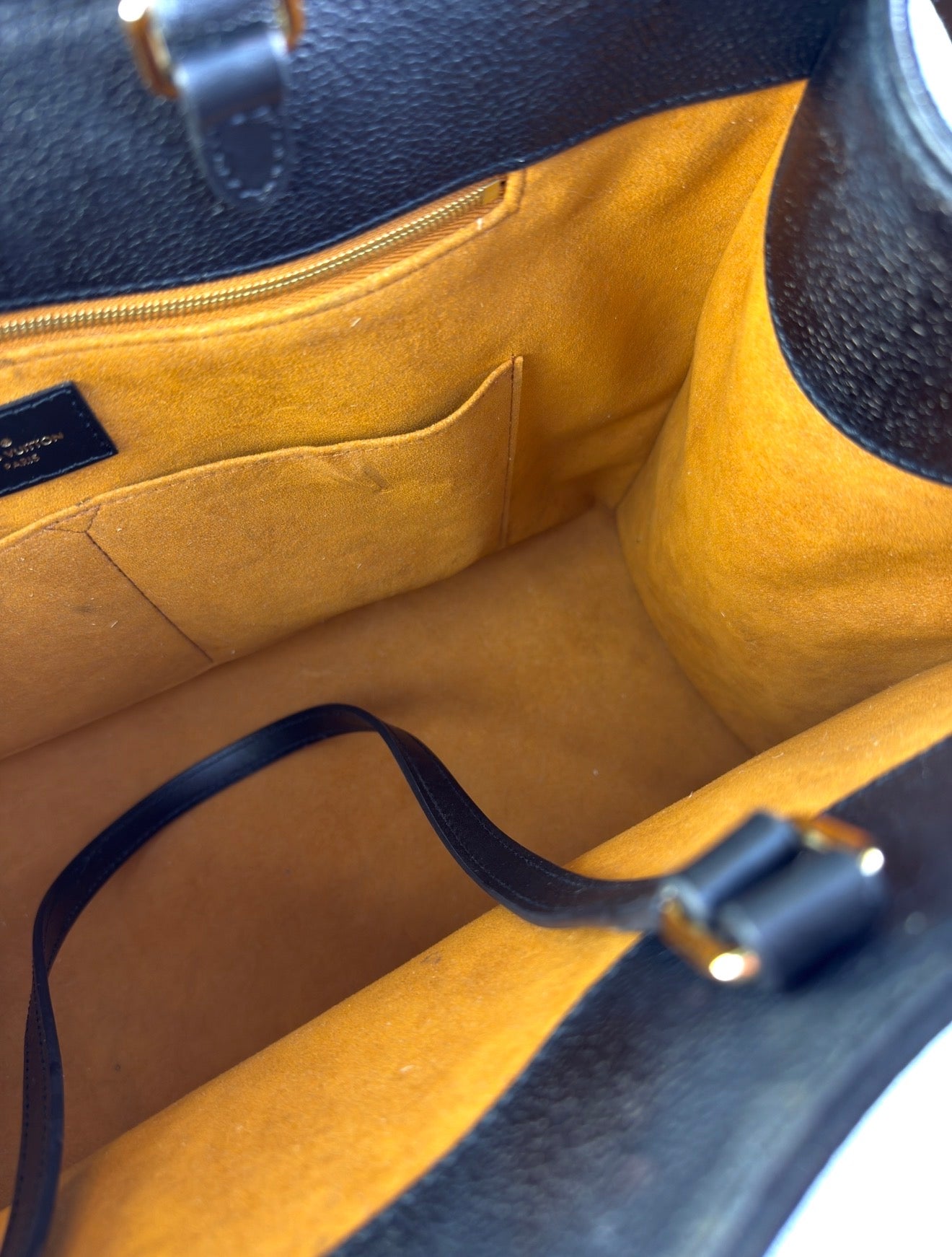 Louis Vuitton OnTheGo GM