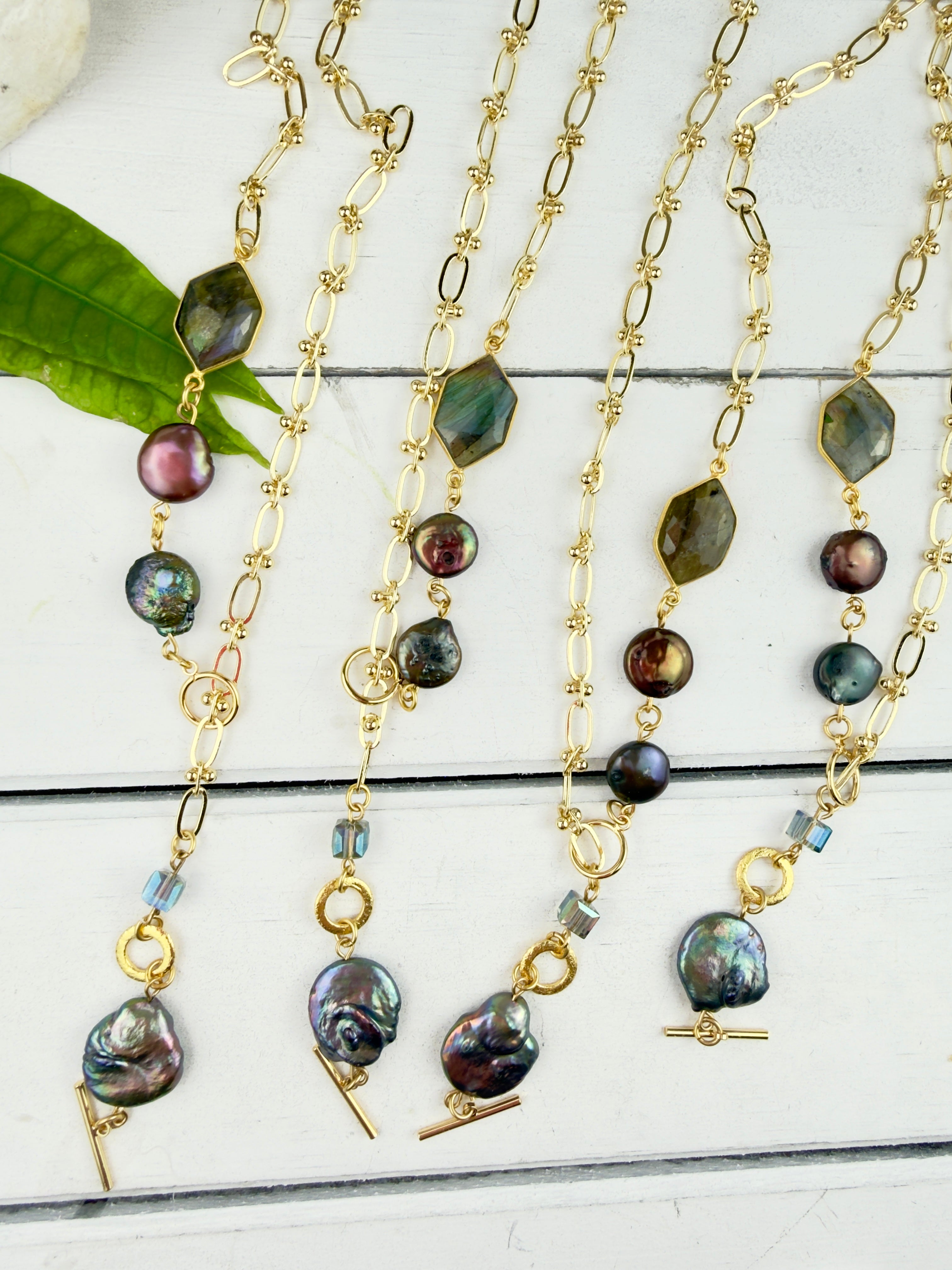 Jyoti Pearl Lariat Necklace